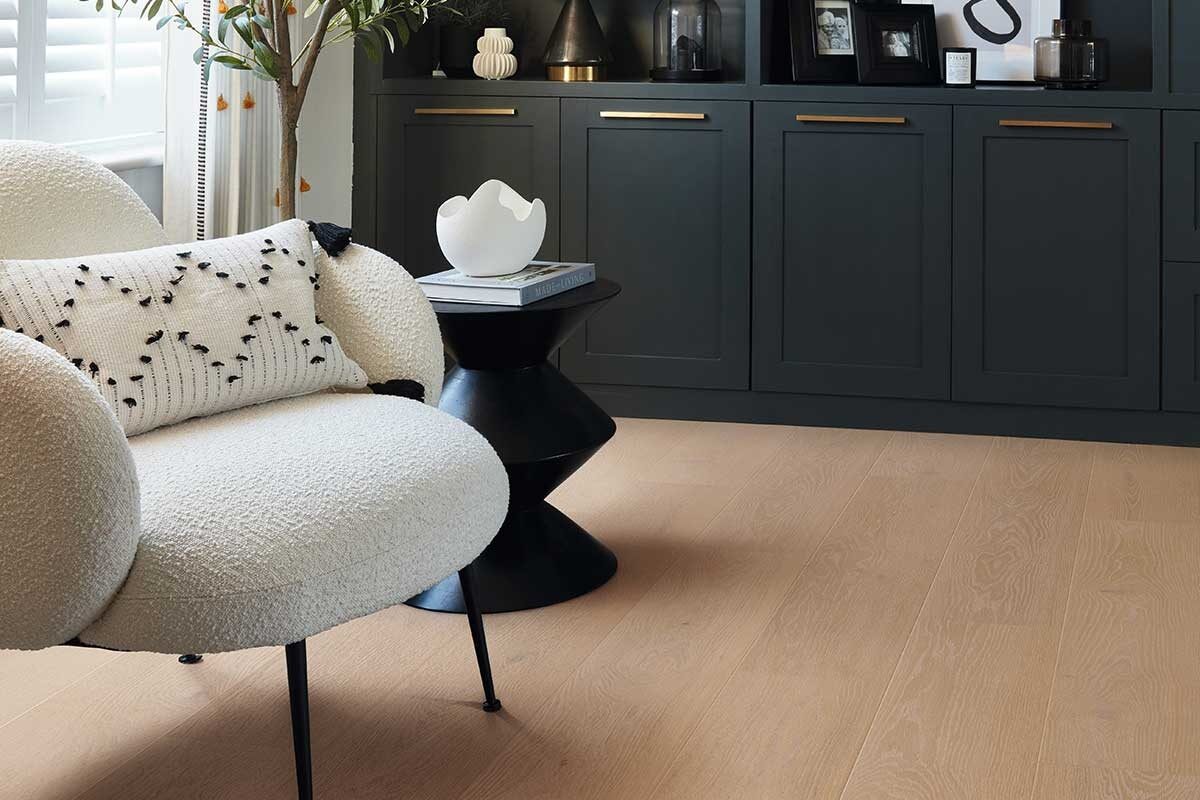 Golden Artisan Oak Gluedown Plank Luxury Vinyl