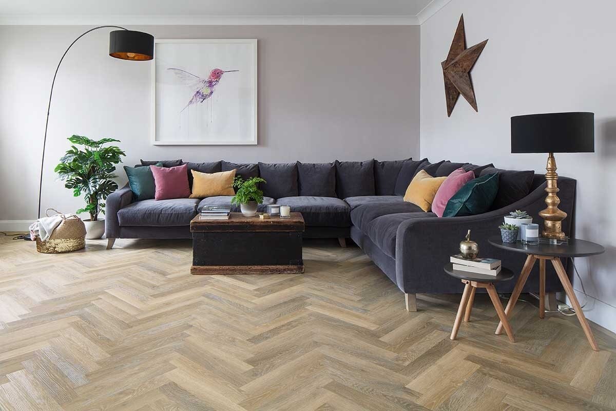 Lime Washed Oak Gluedown Herringbone